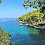 Terra Nostra Hvar