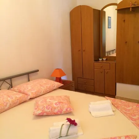 Apartment Terra Nostra Hvar